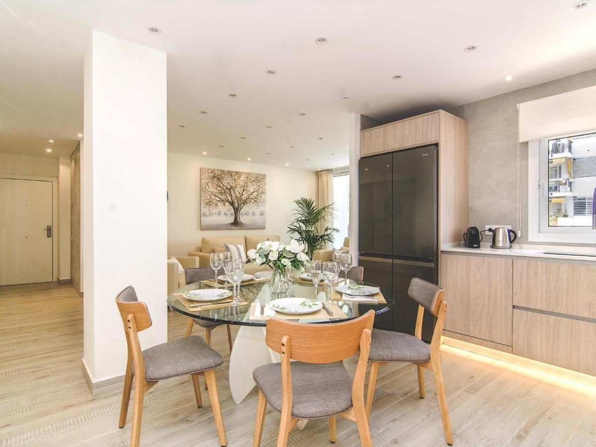 Sitges Spaces Oasis Suites- 4 Bedroom, 4 Ensuite Bathrooms, Terrace, Pool, Sitges Centre Dış mekan fotoğraf