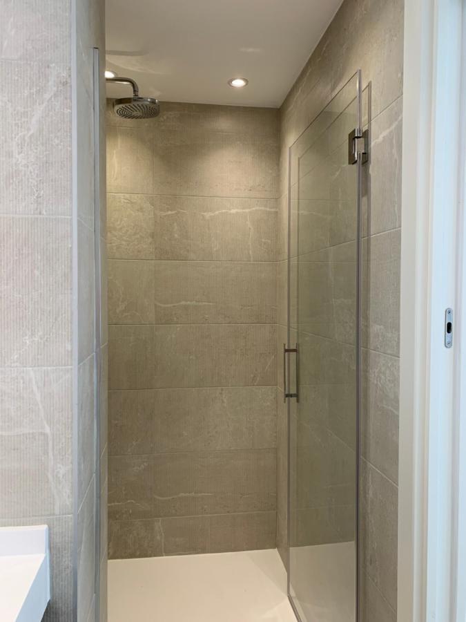 Sitges Spaces Oasis Suites- 4 Bedroom, 4 Ensuite Bathrooms, Terrace, Pool, Sitges Centre Dış mekan fotoğraf