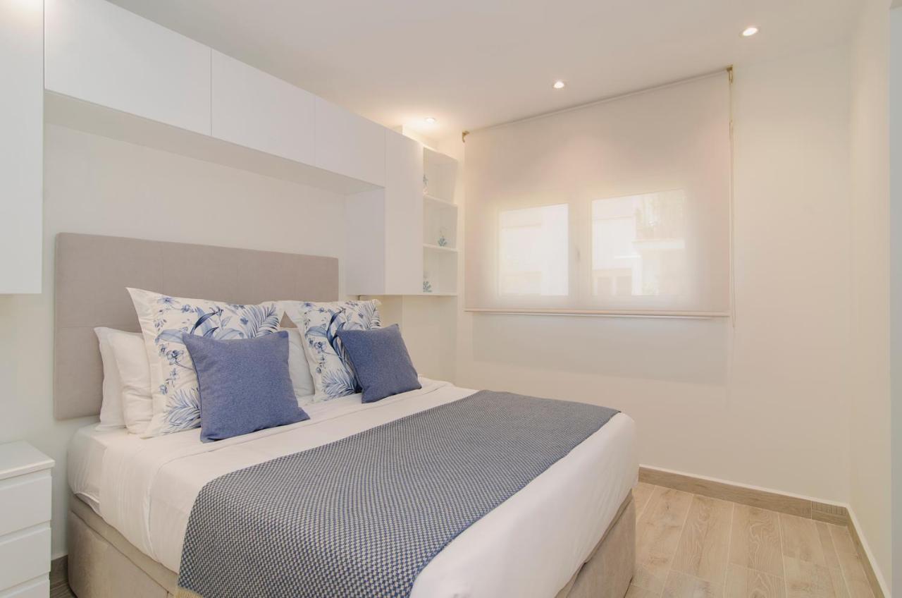Sitges Spaces Oasis Suites- 4 Bedroom, 4 Ensuite Bathrooms, Terrace, Pool, Sitges Centre Dış mekan fotoğraf